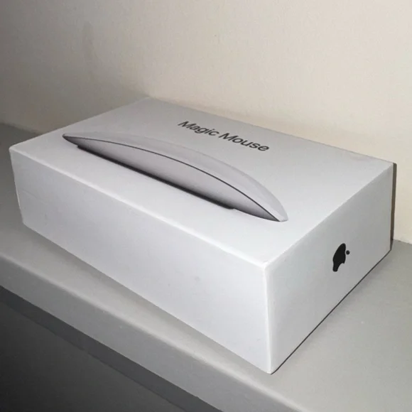 Magic Mouse - White Multi-Touch Surface - Picture 2 of 9